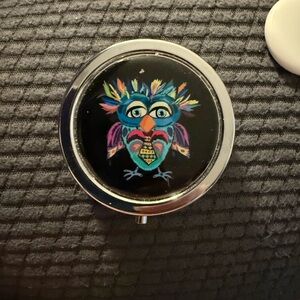 Brand New Owl Pill Case Three Compartments Push Button Open With Mirror Discrete